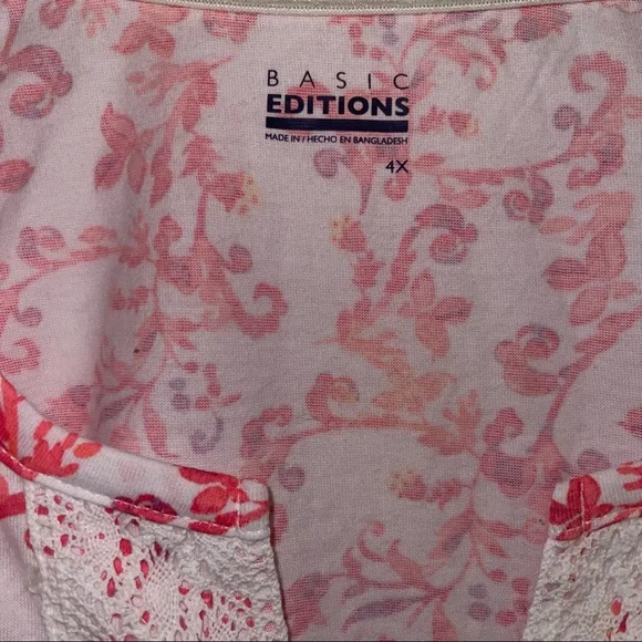 Basic Editions Short Sleeve Floral Top - Picture 2 of 2